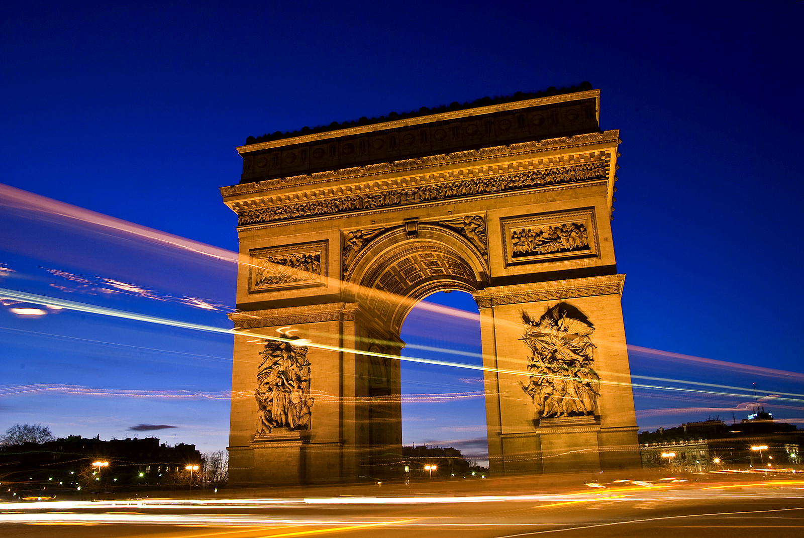 Триумфалната арка Париж | Loyal Travel Blog